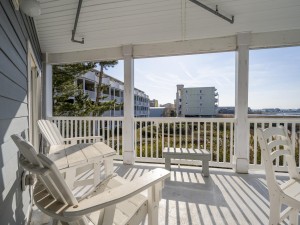 theview202-8-balcony.jpg