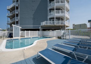 theview302-7-pool.jpg