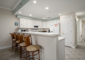 sunsetpoint305-11-additional-dining.jpg