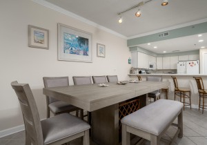 sunsetpoint305-12-dining-area.jpg