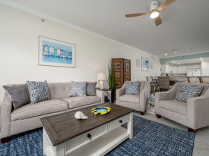 sunsetpoint305-13-living-area.jpg