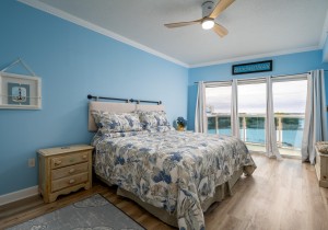 sunsetpoint305-14-primary-bedroom.jpg