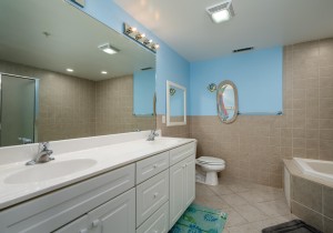 sunsetpoint305-17-primary-bath.jpg