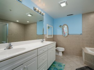sunsetpoint305-17-primary-bath.jpg