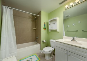 sunsetpoint305-22-bath-2.jpg
