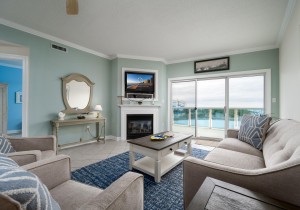sunsetpoint305-7-living-area.jpg