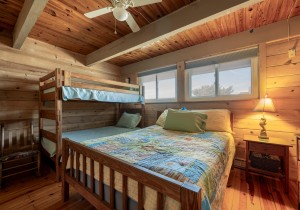 beachplacenorth20-25-bedroom-2.jpg