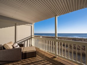 summerplace9-14-upper-balcony.jpg