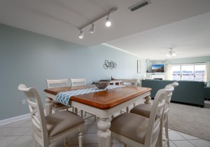 islandbreeze406-12-dining-area.jpg
