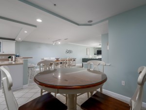islandbreeze406-13-dining.jpg