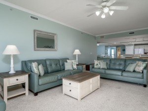 islandbreeze406-19-living-area.jpg