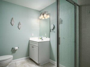 islandbreeze406-26-bath-2.jpg