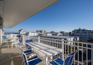 islandbreeze406-5-balcony.jpg
