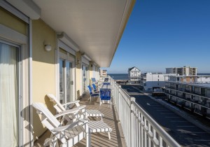 islandbreeze406-7-balcony-and-view.jpg