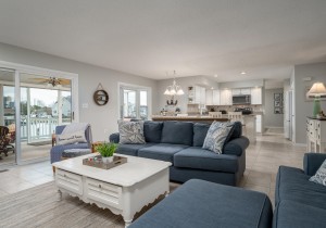 bering418-16-open-floor-plan.jpg