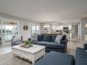 bering418-16-open-floor-plan.jpg