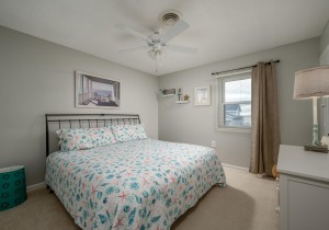 bering418-28-bedroom-2.jpg