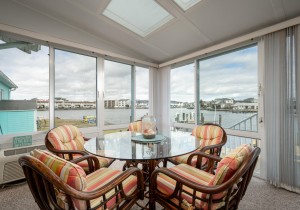 bering418-31-sunroom.jpg
