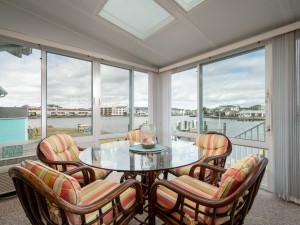 bering418-31-sunroom.jpg