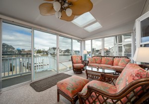bering418-32-sunroom.jpg