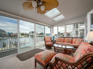 bering418-32-sunroom.jpg
