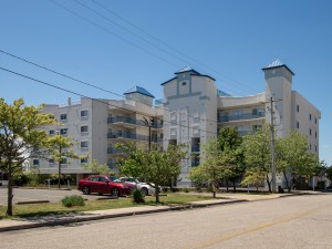 sunsetpointe-39-exterior-street-side.jpg