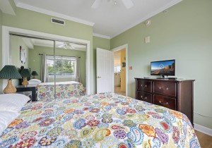 sunsetpointe106-16-bedroom-2.jpg