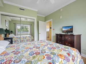sunsetpointe106-16-bedroom-2.jpg