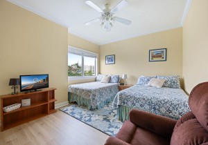 sunsetpointe106-17-bedroom-3.jpg
