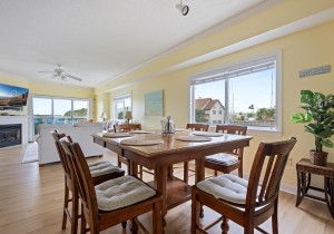 sunsetpointe106-3-dining.jpg