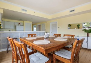 sunsetpointe106-8-dining.jpg