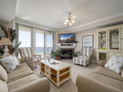 southbeach503-10-living-area.jpg