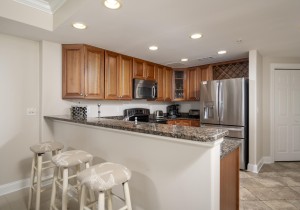 southbeach503-14-kitchen.jpg