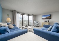 waves204-7-living-area.jpg