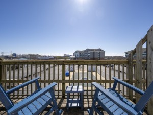 raffles343-2-balcony.jpg