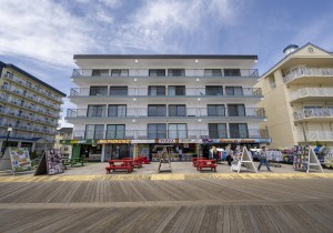 decaturhouse201-3-exterior-beach-side.jpg