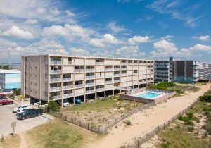 beachmark-26-pool.jpg