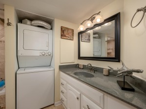 pyramid9h-25-bath-2.jpg