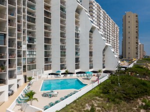 pyramidcr-3-pool.jpg