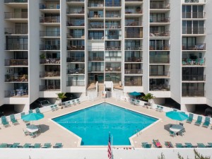 pyramidcr-4-pool.jpg