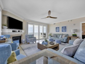 southbeach401-13-living-area.jpg