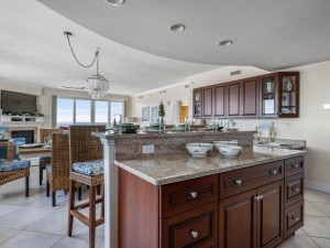southbeach402-20-open-floor-plan.jpg
