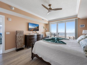 southbeach402-27-primary.jpg