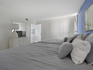 irene1406-23-bedroom-2.jpg