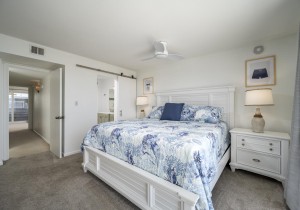 oceanclub4015-32-primary-bedroom.jpg