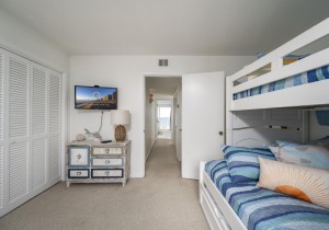 oceanclub4015-36-bedroom-4.jpg