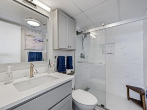 marigotbeach1010-20-primary-bedroom.jpg