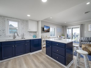 seamark309-12-kitchen.jpg