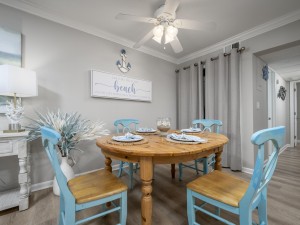 seamark309-15-dining.jpg
