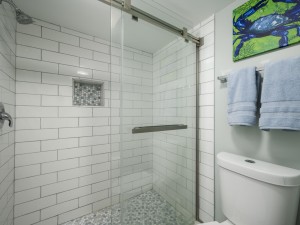 seamark309-23-primary-bath.jpg